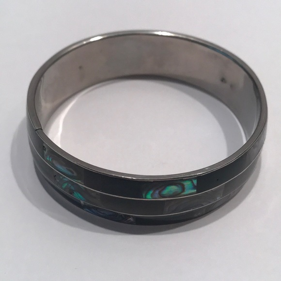Jewelry - Genuine Abalone Shell Bangle Braclet